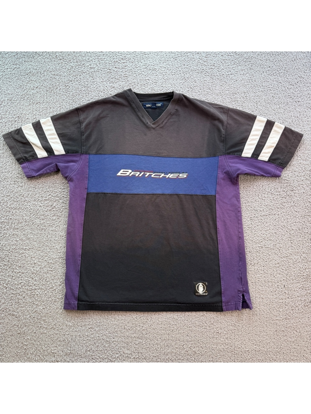 Britches Challenge Colorblock V-Neck Y2K Athletic Graphic T-Shirt Large Purple